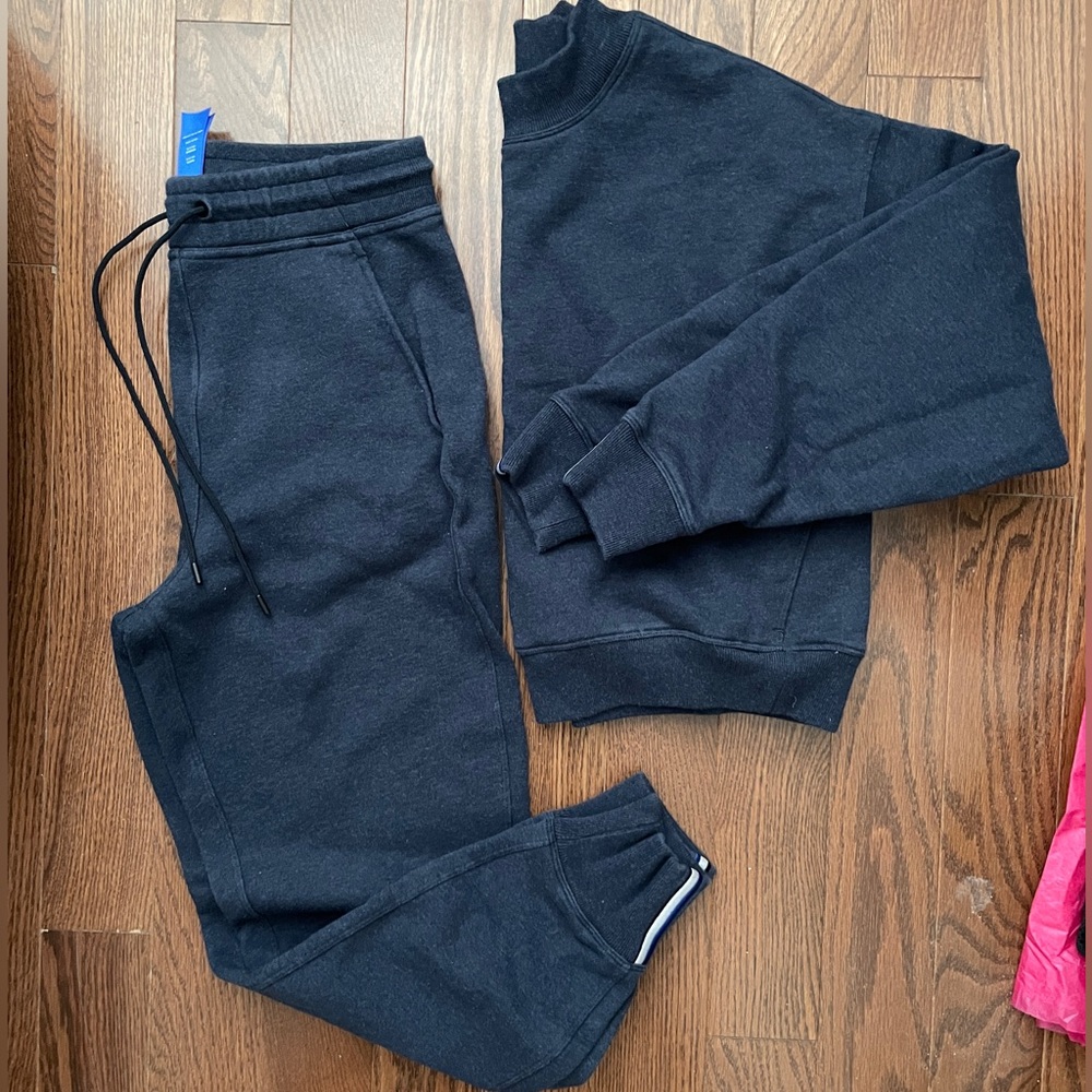 Kit and Ace Pacific Coast Pullover and Sweatpants sz Small